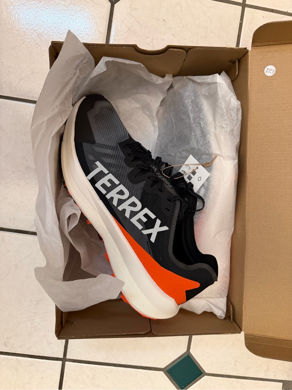 NEW adidas Terrex Agravic Speed Trail Running Shoes - Picture 2 of 4